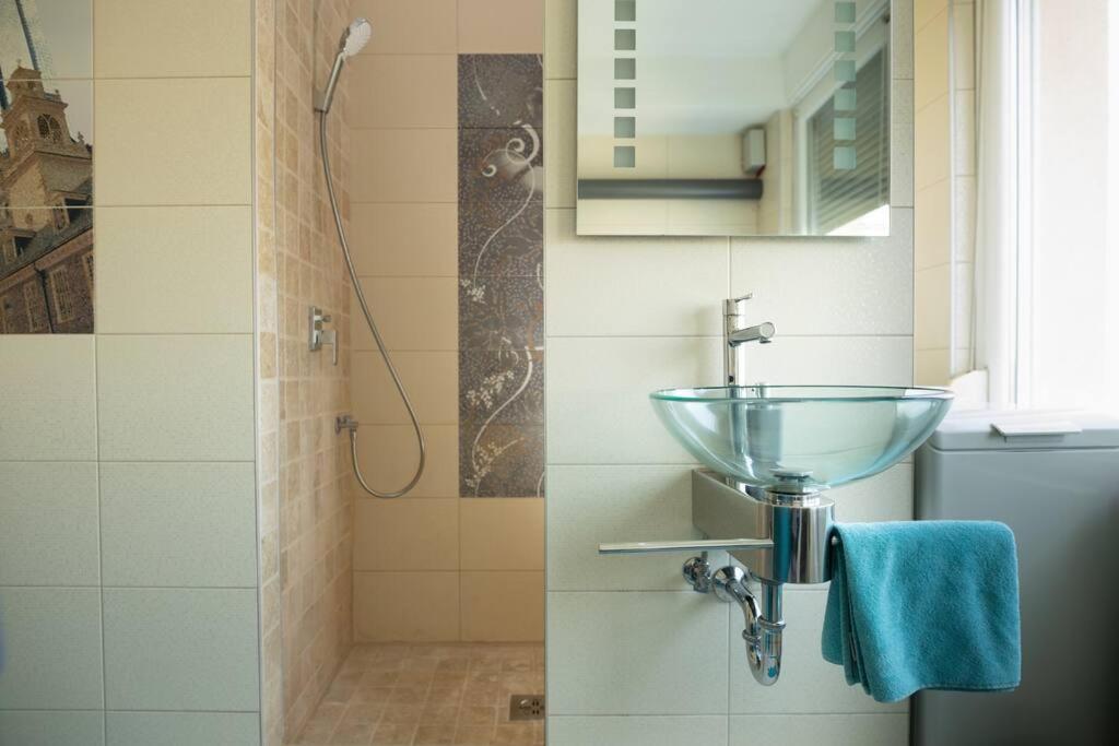 דברצן Martonfalvi Penthouse W Jacuzzi מראה חיצוני תמונה